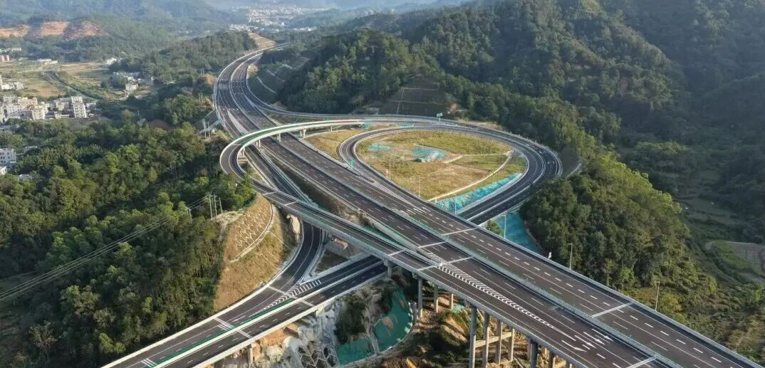 开源鸿蒙赋能智慧高速，在鸿控制器守护阳信高速隧道“生命线”