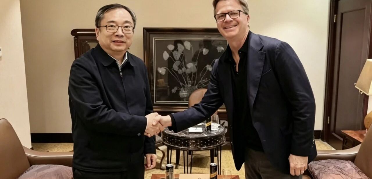 开放原子与Linux基金会举行会谈